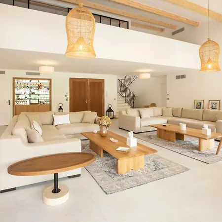 Vila Sumptuous Facing The Bay Of Canebiers *