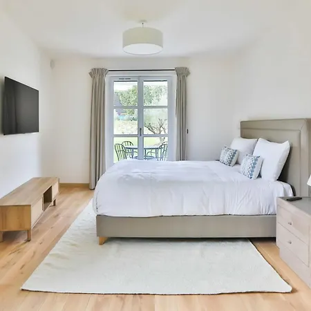 Sumptuous Facing The Bay Of Canebiers Вилла *